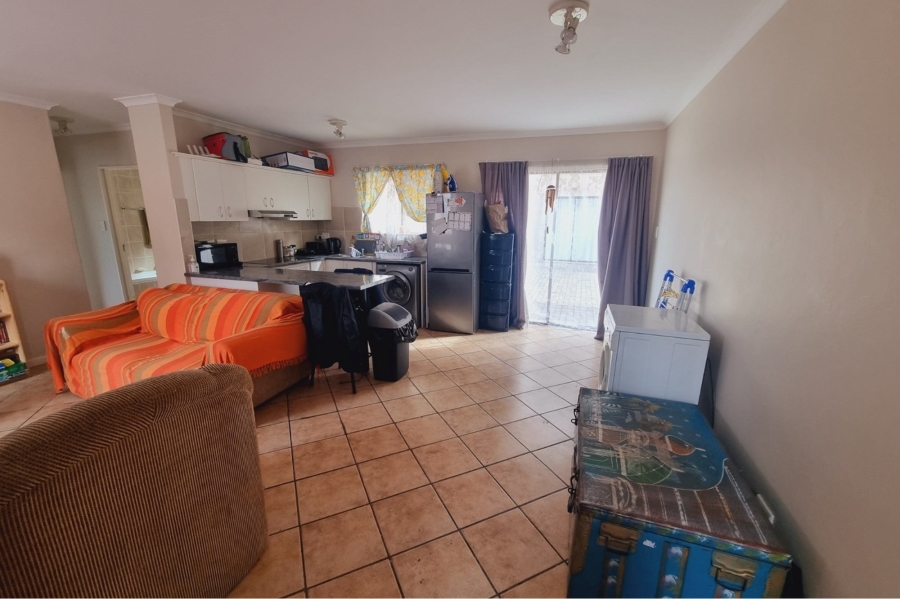 2 Bedroom Property for Sale in Parklands Western Cape